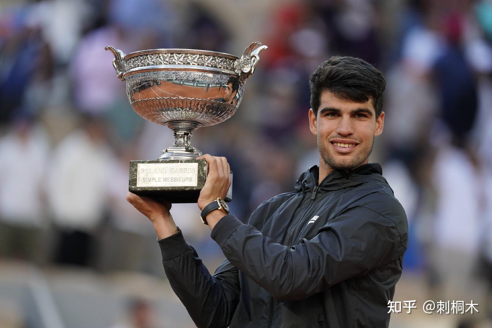 四年没有完 四年没有完