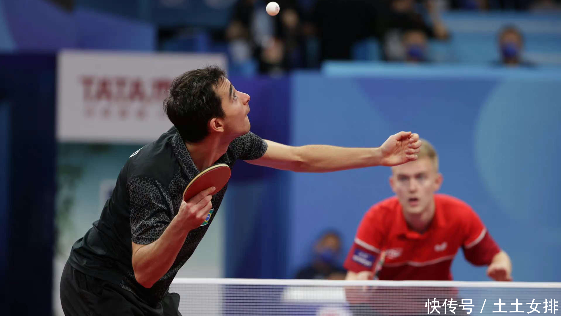 而是走向管 而是走向管